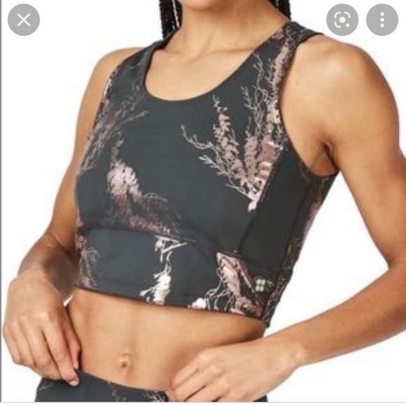 Sweaty Betty Tops - Sweaty Betty Kenza Luxe Crop Vest sz L grey/gray